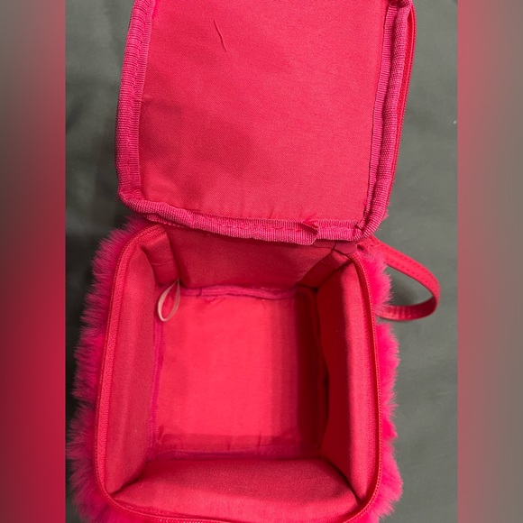 Benefit cosmetics pink fluffy dice wristlet - Picture 7 of 7